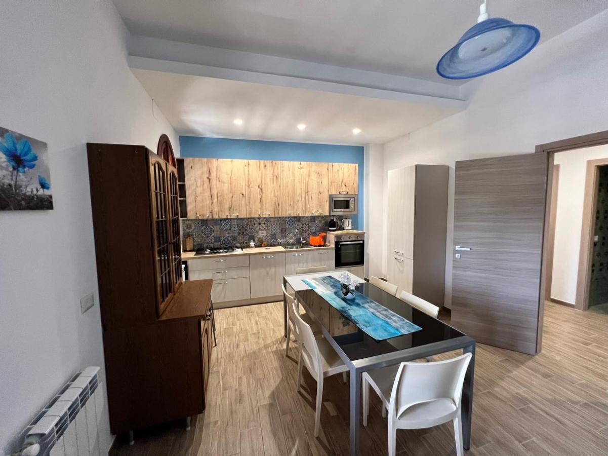 Rocamar Apartment อาโวลา ภายนอก รูปภาพ
