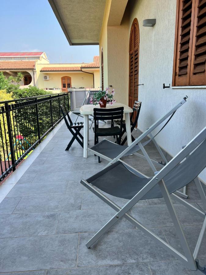 Rocamar Apartment อาโวลา ภายนอก รูปภาพ