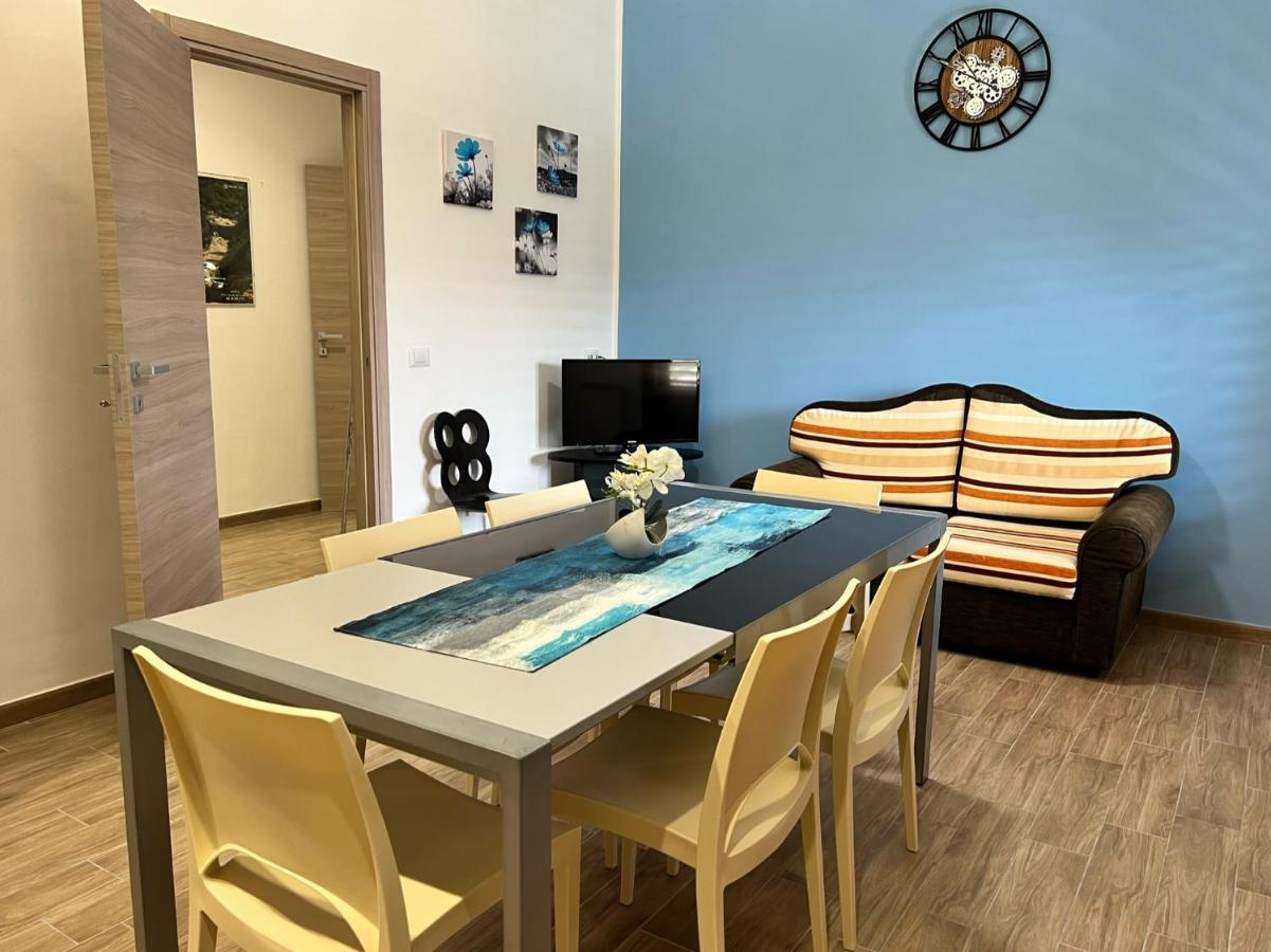 Rocamar Apartment อาโวลา ภายนอก รูปภาพ